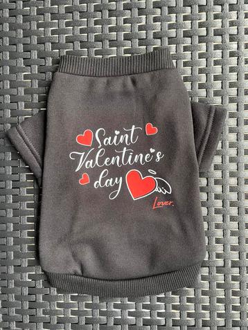 Pull Saint Valentin, Comme neuf, Pull pour chien