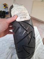 A vendre nouveau pneus continental 110.90.13, Motos