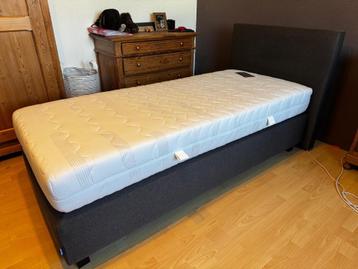 Boxspring 90cm (nieuwprijs €1100), 90 cm, Gris, Enlèvement, 200 cm