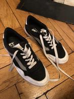 Vans sneakers maat 40, Vêtements | Hommes, Chaussures, Enlèvement ou Envoi, Porté, Vans, Baskets