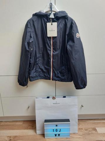 Moncler jas NIEUW  beschikbaar voor biedingen