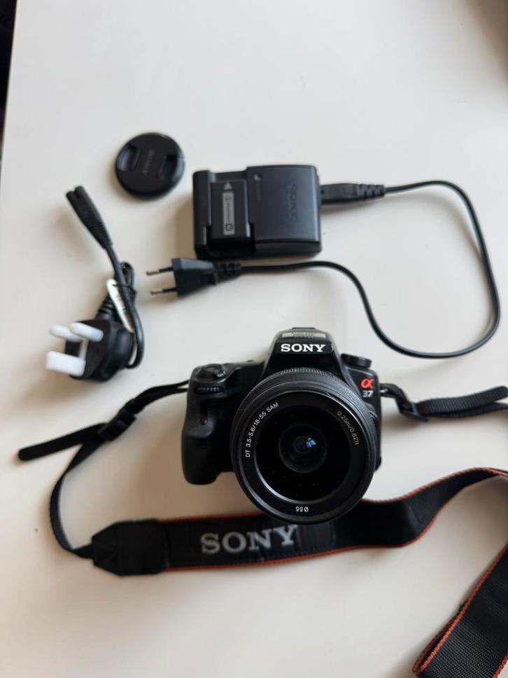 Sony a37 met kitlens en batterij, TV, Hi-fi & Vidéo, Appareils photo analogiques, Utilisé, Enlèvement ou Envoi