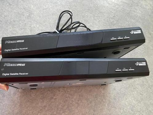 Digital satellite Receiver (2 piéces)., Audio, Tv en Foto, Overige Audio, Tv en Foto, Zo goed als nieuw, Verzenden