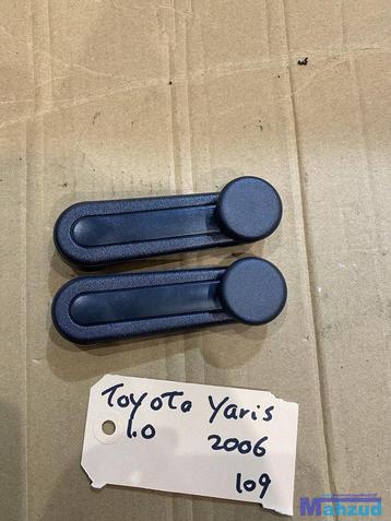 TOYOTA YARIS P9 corola avensis Raamslinger 6926002020 beschikbaar voor biedingen
