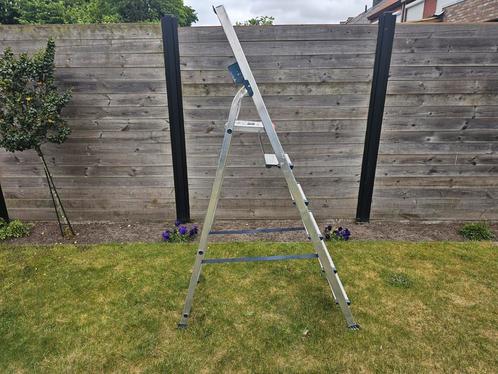 Ladder Altrex 6 treden, Doe-het-zelf en Bouw, Ladders en Trappen, Zo goed als nieuw, Ladder, Minder dan 2 meter, Opvouwbaar of Inschuifbaar