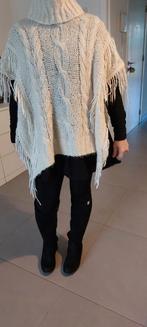 #Ootd Parisian wear, wollen poncho ecru, Ophalen of Verzenden