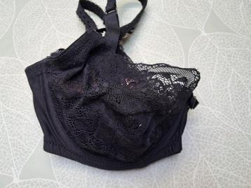 Merk Hunkemoller: zwarte beugel BH mt 75D (zie foto's) beschikbaar voor biedingen