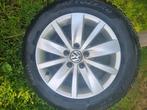 VW velgen 16inch met winterbanden, Auto-onderdelen, Banden en Velgen, Ophalen, Velg(en), 16 inch, Winterbanden