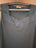 Zwart damart onderhemdje met kant, Kleding | Dames, Ondergoed en Lingerie, Ophalen, Zwart
