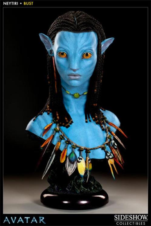 Sideshow Avatar Life Size Bust Neytiri 80cm+ Neytiris Dagger, Verzamelen, Film en Tv, Zo goed als nieuw, Film, Beeldje, Replica of Model