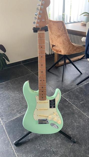 Fender American Ultra Stratocaster Lim. Ed. Seafoam Green