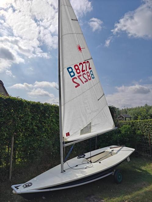 Laser met alle onderdelen en trolley, Watersport en Boten, Open zeilboten, Gebruikt, Laser, 3 tot 6 meter, Polyester, Geen motor