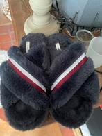 Prachtige pantoffels Tommy Hilfiger maat 39, Kleding | Dames, Schoenen, Tommy hilfiger, Ophalen of Verzenden, Zo goed als nieuw