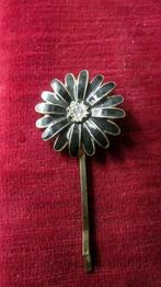 Grote vintage emaille broche clip uit 1980 Christian Lacroix, Handtassen en Accessoires, Ophalen of Verzenden, Zwart