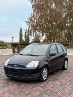 Ford fiesta 1.3 benzine euro4 + keuring, Auto's, Stof, Beige, Zwart, Particulier