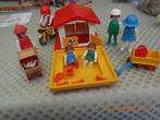 Playmobil, huisje   met extra setjes en  6 mannetjes, Kinderen en Baby's, Speelgoed | Playmobil, Ophalen of Verzenden, Zo goed als nieuw