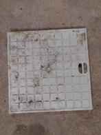 Couvercle de trou d'inspection en plastique - gris, Enlèvement, Utilisé