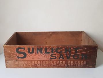 SUNLIGHT Zeep - Vintage decoratieve houten kist / doos  beschikbaar voor biedingen