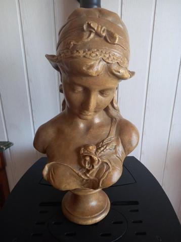 tres beau grand  buste ancien élégante  beschikbaar voor biedingen