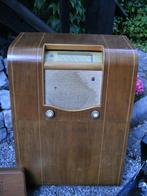 VINTAGE RADIOKAST UIT 1960, Antiek en Kunst, Ophalen