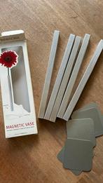 Magnetische vaasjes, Ophalen of Verzenden, Zo goed als nieuw