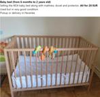 baby bed inclusief matras, dekbed en beschermer, Kinderen en Baby's, Babywiegjes en Ledikanten, Ophalen, Zo goed als nieuw, Wieg