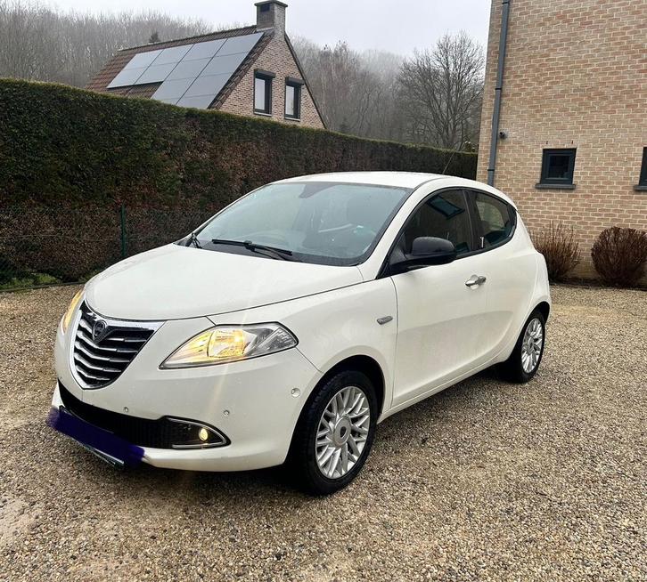 Lancia ypsilon essence euro6!!! 155000km prete!, Autos, Lancia, Particulier, Ypsilon, Air conditionné, Essence, Euro 6, Automatique