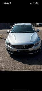 Volvo v60 lichte vracht 5 cilinder, Auto's, Volvo, Voorwielaandrijving, Euro 5, Stof, Zwart