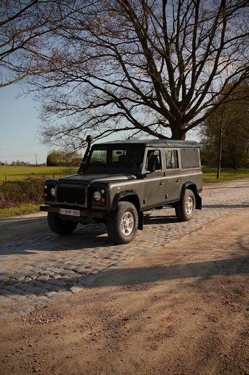 Land Rover Defender 110 - De ultieme avontuurlijke 4X4, Auto's, 90 kW, 2495 cc, Zwart, Defender
