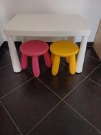 Ikea tafeltje met 2 krukjes, Ophalen, Gebruikt