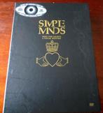 SIMPLE MINDS - SEEN THE LIGHTS A VISUAL HISTORY - 2 DVD-SET, Gebruikt, Verzenden, Alle leeftijden, Boxset