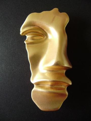 DESIGN : Broche in >>> DALI <<< stijl - verguld metaal & pin beschikbaar voor biedingen