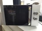 Nieuwe microgolf, nooit gebruikt.. weg wegens verhuis., Ophalen, Microgolfoven, Nieuw, Draaiplateau
