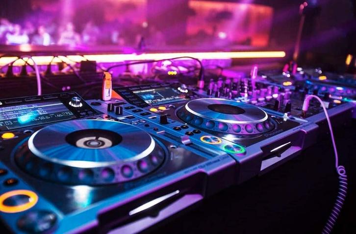 Disco bar té koop ideaal voor beginnende dj, Services & Professionnels, Musiciens, Artistes & DJ, DJ