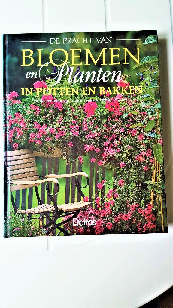 De pracht van bloemen en planten., Antiek en Kunst, Antiek | Boeken en Manuscripten, Ophalen of Verzenden