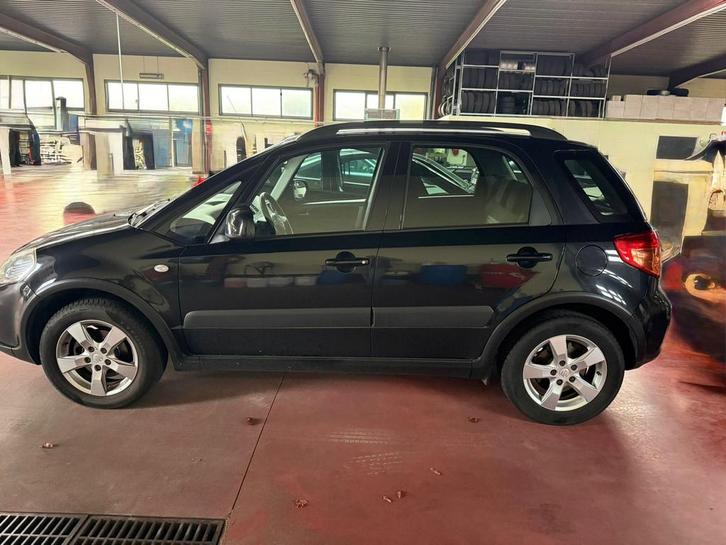 SUZUKI SX4- zeer proper, Auto's, Suzuki, Particulier, SX4, Benzine, Onderhoudsboekje, Ophalen