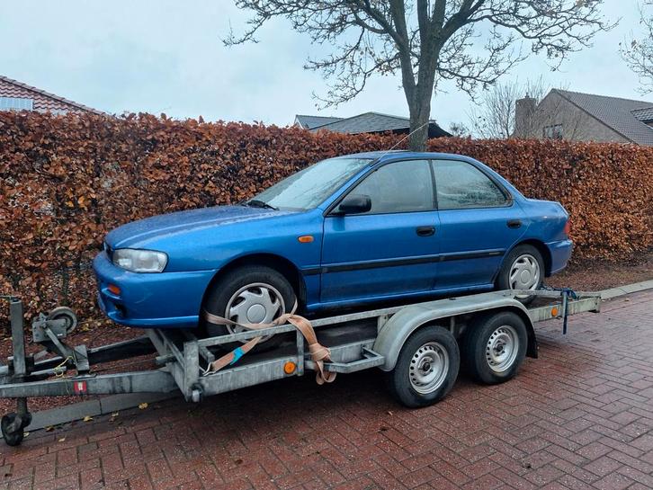 Subaru inpreza 1600cc 2x4 130.000klm, Autos : Divers, Modes d'emploi & Notices d'utilisation, Enlèvement ou Envoi