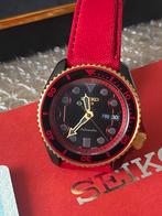 Seiko 5 Sports Streetfigjter Ken Model ( Limited Edition ), Handtassen en Accessoires, Horloges | Heren, Seiko, Staal, Polshorloge