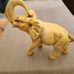 Albasten of kunsthars olifant, Verzamelen, Ophalen of Verzenden, Gebruikt, Wild dier, Beeldje of Figuurtje