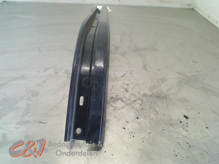 Rail porte coulissante droite d'un Peugeot Partner, Autos : Pièces & Accessoires, Carrosserie & Tôlerie, Peugeot, Utilisé, 3 mois de garantie