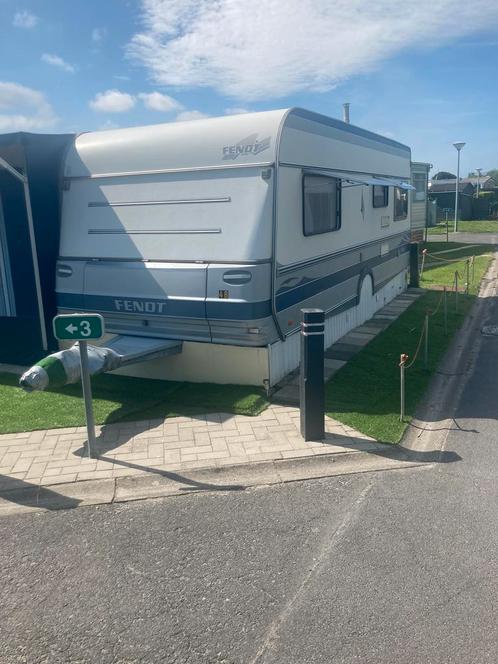 Stacaravan te koop / te huut in knokke Heist, Caravans en Kamperen, Caravans, Particulier, tot en met 4, 1000 - 1250 kg, Standaardzit