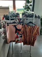 350 x kleding dames alle maten . 1€/stuk of 295 € alles, Kleding | Dames, Ophalen of Verzenden, Zo goed als nieuw