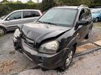 Hyundai tucson 1.6 essence Airco accidenté, Auto's, Bedrijf, Handgeschakeld, Tucson, Euro 4