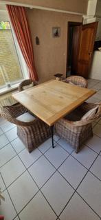 Eiken tafel met rieten stoelen, Huis en Inrichting, Ophalen, Rustiek, Zo goed als nieuw, Vijf personen of meer