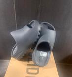 Yeezy Slide Kids, Kinderen en Baby's, Ophalen, Zo goed als nieuw