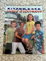 Letters from around the world: Australia - Margaret Richards, Ophalen of Verzenden, Zo goed als nieuw