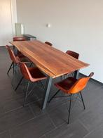 Houten eettafel + vintage lederen stoelen, Ophalen, Zo goed als nieuw