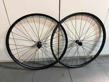 DT Swiss 240 S carbon wielset – NIEUW beschikbaar voor biedingen