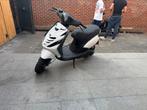 Zip piagio 4takt 80cc malossi, Fietsen en Brommers, Ophalen, Zo goed als nieuw
