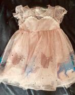 Robe licorne 98/104, Enlèvement ou Envoi, Comme neuf